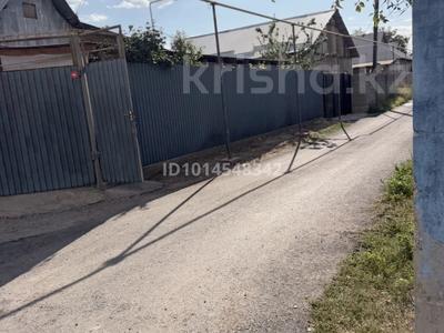 Отдельный дом · 2 комнаты · 70 м² · 4.1 сот., жилой массив Кайнар Булак, Садовая 34 — Магазин Милана за 18 млн ₸ в Шымкенте, Абайский р-н