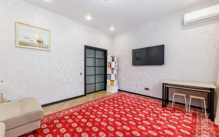 2-бөлмелі пәтер · 71 м² · 6/9 қабат, Толе би, бағасы: ~ 43.6 млн ₸ в Астане, Нура р-н — фото 2
