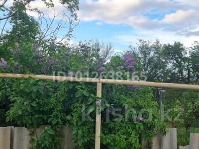 Жеке үй · 3 бөлме · 80 м² · 8 жүзд., Самұрық, бағасы: 4 млн ₸ в Таразе