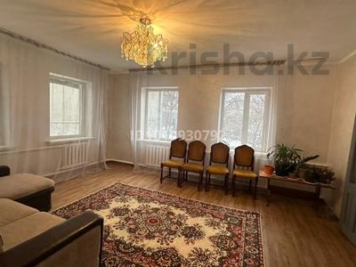 Жеке үй · 5 бөлме · 200 м², мкр Акжар, бағасы: 400 000 〒 в Алматы, Наурызбайский р-н