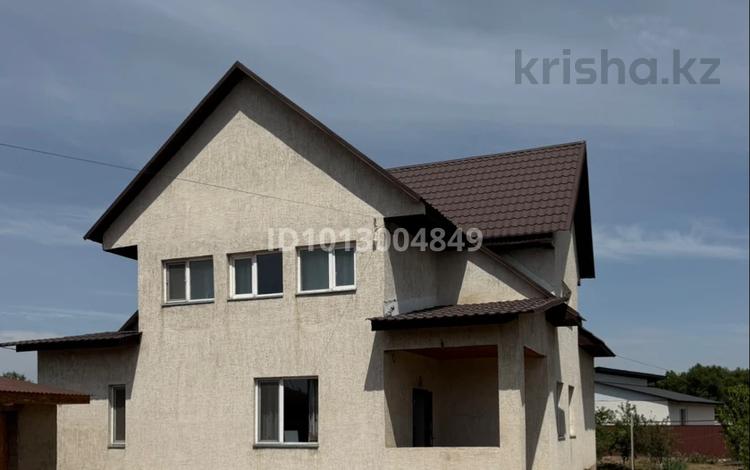 Отдельный дом · 9 комнат · 210 м² · 11 сот., Самал 28 за 55 млн ₸ в Каргалы (п. Фабричный) — фото 2