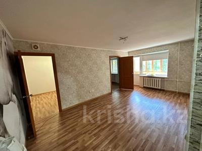 3-комнатная квартира, 54.4 м², 2/3 этаж, улица Мира 11 за 10.5 млн 〒 в Рудном