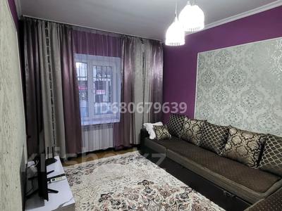 2-комнатная квартира, 58 м², 2/4 этаж посуточно, Тауке хана за 12 000 〒 в Шымкенте, Аль-Фарабийский р-н