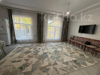Жеке үй · 2 бөлме · 75.5 м² · 3.05 жүзд., Сазды-1, Абу сарсенбаева 64б, бағасы: 23.5 млн ₸ в Актобе, Сазда-1