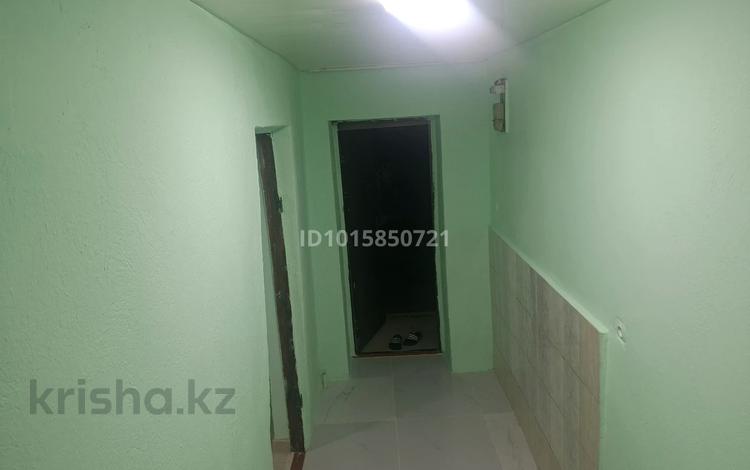 2-комнатная квартира · 25 м² · 1 этаж, мкр Азат 12 — Возле ЖД линия. за 50 000 ₸ в Шымкенте, Енбекшинский р-н — фото 2