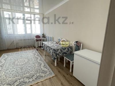 2-комнатная квартира, 71 м², 6/9 этаж помесячно, Б. Момышулы 13 А за 220 000 〒 в Астане, Алматы р-н