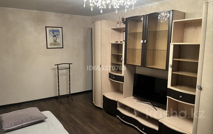 2-бөлмелі пәтер · 45 м² · 4/5 қабат, Жаңа қала ш/а., Алиханова 10, бағасы: 8 000 ₸ в Караганде, Казыбек би р-н — фото 17