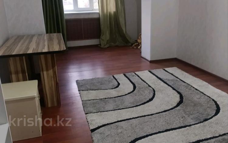 3-комнатная квартира · 75 м² · 1/5 этаж, 8-й микрорайон, Юбелейка ул Анарова 8 за 20.5 млн ₸ в Шымкенте, Туран р-н — фото 2