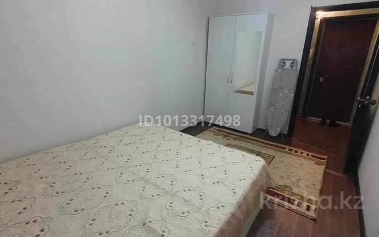 2-комнатная квартира · 45.3 м² · 1/5 этаж, 1-й квартал, 2-й квартал 30 — Школа-центр дополнительного образования №13 за 11.2 млн ₸ в Караганде, Алихана Бокейханова р-н — фото 2