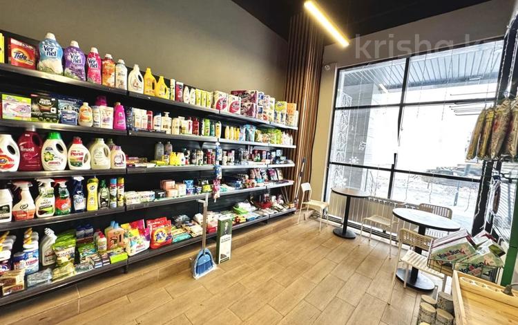 Свободное назначение, офисы, магазины и бутики, общепит, салоны красоты, медцентры и аптеки, образование, развлечения · 180 м² за 260 млн 〒 в Астане, Сарайшык р-н — фото 4