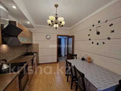 4-бөлмелі пәтер · 130 м² · 2/9 қабат, мкр Самал-2 74 — Бектурова, бағасы: 690 000 ₸ в Алматы, Медеуский р-н