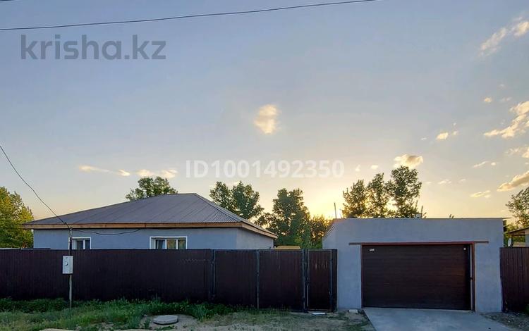 Жеке үй · 3 бөлме · 93.6 м² · 8 жүзд., Красный Кордон Центральная 37 — Красный кордон, бағасы: 35 млн ₸ в Семее — фото 2