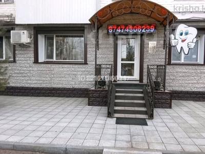 Медцентры и аптеки · 58 м² за 700 000 ₸ в Костанае, 1-й микрорайон