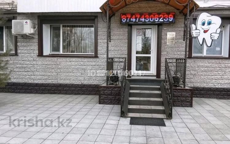 Медцентры и аптеки · 58 м² за 700 000 ₸ в Костанае, 1-й микрорайон — фото 2