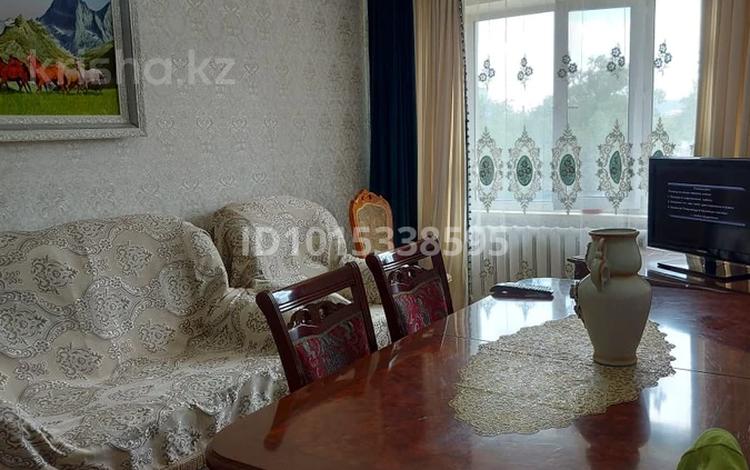 3-бөлмелі пәтер · 64 м² · 1/2 қабат, Т.Аубакирова 57, бағасы: 22 млн ₸ в Каркаралинске — фото 2