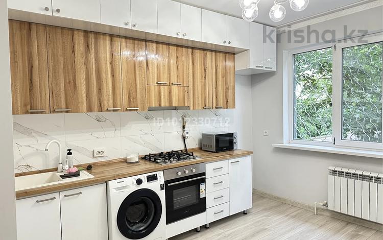 1-бөлмелі пәтер · 40 м² · 1/5 қабат, мкр Саялы 45 — Поликлиники “Саялы”, бағасы: 26.5 млн ₸ в Алматы, Алатауский р-н — фото 2
