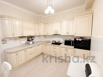 4-комнатная квартира · 137.9 м² · 1/3 этаж, мкр Горный Гигант, Фурманова за 205 млн ₸ в Алматы, Медеуский р-н
