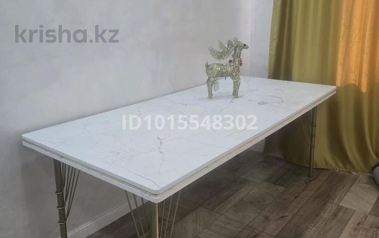 2 бөлме · 65 м² · 1/9 қабат, Ақсай-1А ш/а. — Момышулы, бағасы: 75 000 ₸ в Алматы, Ауэзовский р-н — фото 3