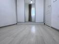 Отдельный дом · 2 комнаты · 60 м² · 8 сот., мкр Аксай-2, 17 3 — 19 за 20 млн ₸ в Атырау — фото 3