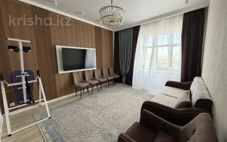 3-бөлмелі пәтер · 85 м² · 10/10 қабат, Степной 3 ш/а., бағасы: 42.5 млн ₸ в Караганде, Казыбек би р-н — фото 2