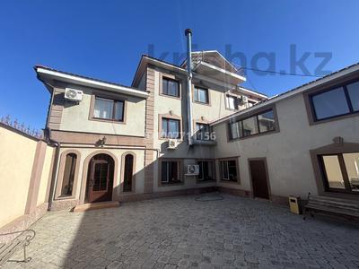Еркін · 703.6 м², бағасы: 165 млн ₸ в Актобе