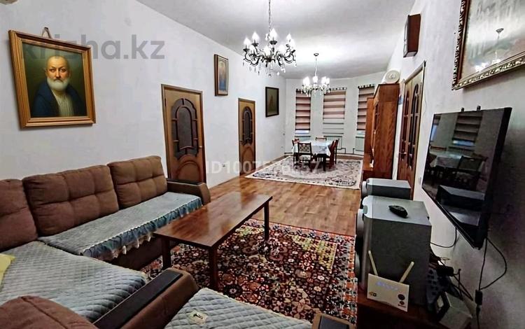 Отдельный дом · 7 комнат · 350 м² · 20 сот., Мик. арай 11 — Султан-бейбарса и Махамбета за 77 млн ₸ в  — фото 2