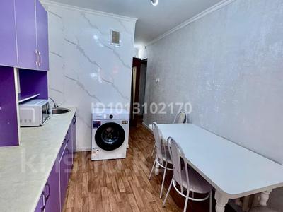 3-комнатная квартира · 63 м² · 2/5 этаж, 3 микр 25/20 за 13 млн ₸ в Жанатасе