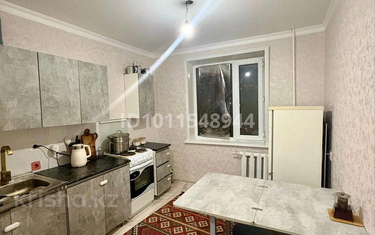 2-бөлмелі пәтер · 57 м² · 2/9 қабат, мкр Юго-Восток, Мкр Юго-Восток, мкр Степной 3 3, бағасы: 180 000 ₸ в Караганде, Казыбек би р-н — фото 8