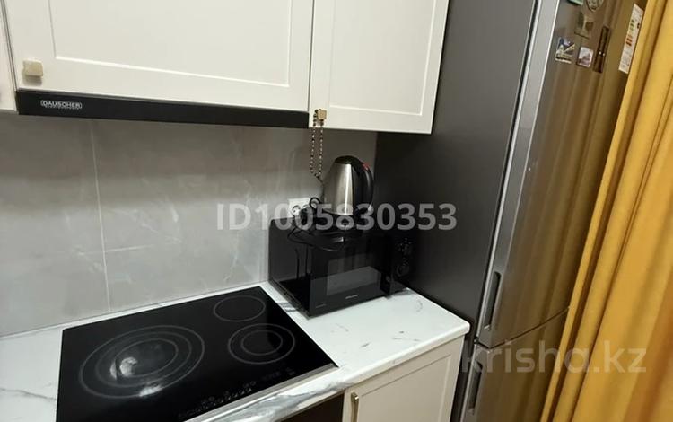 1-комнатная квартира · 38 м² · 2/11 этаж, Орынбор 12 за 250 000 ₸ в Астане, Есильский р-н — фото 7