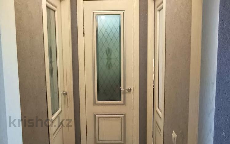 2-комнатная квартира · 44 м² · 1/5 этаж, Майкудук, 15й микрорайон за 10 млн ₸ в Караганде, Алихана Бокейханова р-н — фото 4