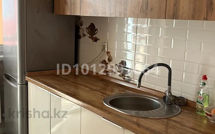 2-комнатная квартира · 53 м² · 10/12 этаж, мкр Кайтпас 1, Байдибек би 116 за 200 000 ₸ в Шымкенте, Каратауский р-н — фото 2