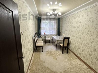 3-комнатная квартира, 57 м², 2/5 этаж, Айбергенова за 25 млн 〒 в Шымкенте, Аль-Фарабийский р-н