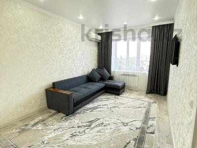 2-комнатная квартира · 60 м² · 5/9 этаж, Абая за 27 млн 〒 в Уральске