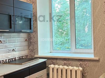 2-бөлмелі пәтер, 48 м², 1/2 қабат, Калинина 75 1, бағасы: 9.9 млн 〒 в Усть-Каменогорске, Ульбинский