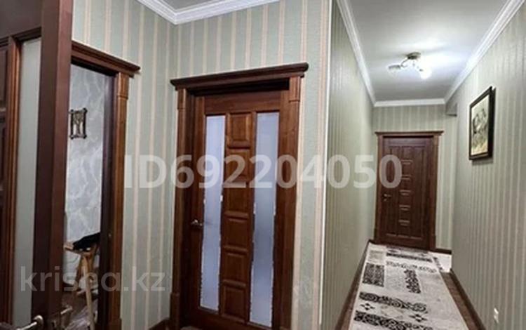 3-комнатная квартира, 85.4 м², Тауелсиздик 43/3 за 53 млн 〒 в Астане, Алматы р-н — фото 2