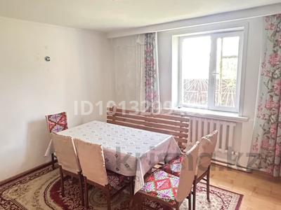 Жеке үй · 5 бөлме · 150 м², Мерей 19 — Центр, бағасы: 70 000 ₸ в Бурабае