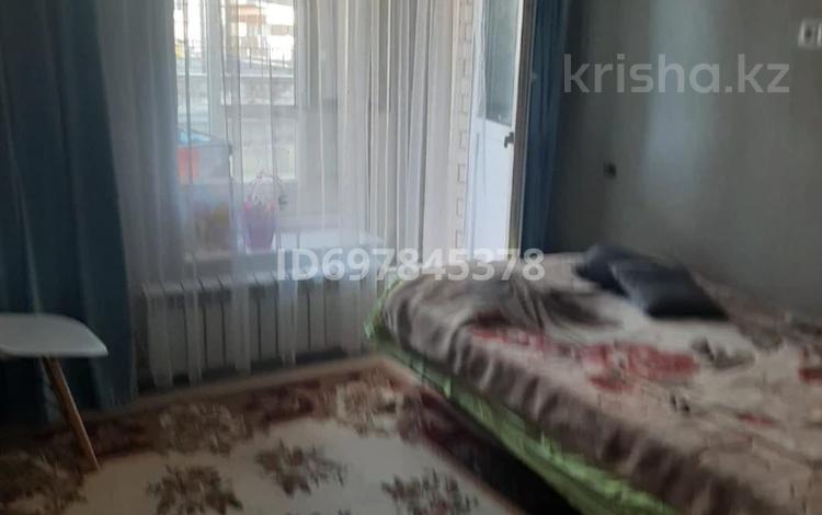 2-комнатная квартира · 39 м² · 2/2 этаж, мкр Уркер, Кургальжинское шоссе 108 за 14 млн ₸ в Астане, Нура р-н — фото 2