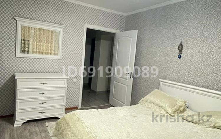 3-комнатная квартира, 75 м², 6/9 этаж, мкр Мамыр-4 293 за 52 млн 〒 в Алматы, Ауэзовский р-н — фото 2