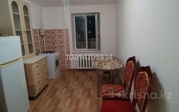1-комнатная квартира · 50 м² · 3/9 этаж, мкр Болашак 133Г за 120 000 〒 в Актобе — фото 2