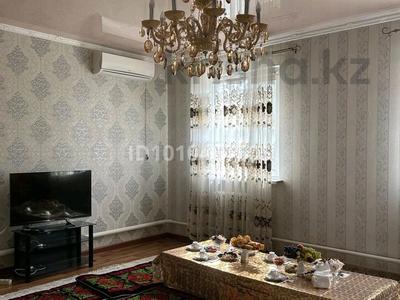 Отдельный дом · 3 комнаты · 100 м² · 5 сот., проспект Мерей 13 2 — Находится рядом с Aport Market за 55 млн 〒 в Атырау