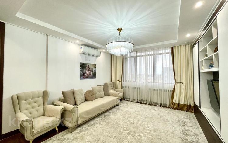 4-комнатная квартира, 110 м², 21 этаж, Кабанбай батыра 43В за 75 млн 〒 в Астане, Есильский р-н — фото 2