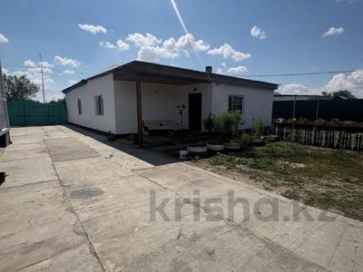 Жеке үй · 4 бөлме · 104 м² · 10 жүзд., Бобровка, Центральная 12, бағасы: 45 млн ₸ в Семее