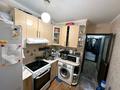 3-комнатная квартира · 47 м² · 2/5 этаж, мкр Юго-Восток, Мкр Юго-Восток, 29й микрорайон 2 за 170 000 ₸ в Караганде, Казыбек би р-н — фото 2