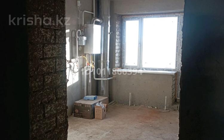 2-комнатная квартира · 82 м² · 1/5 этаж, мкр. Алтын орда 29а — за автоцоном за 23 млн ₸ в Актобе — фото 10