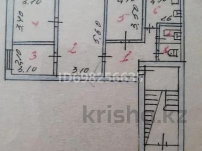 4-комнатная квартира · 57.2 м² · 1/5 этаж, мкр Центральный, улица Абая 19 — Рядом с Драмтеатром за 15.7 млн 〒 в Атырау, мкр Центральный