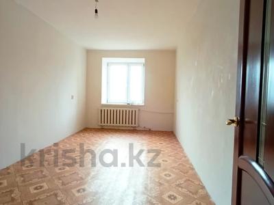 3-комнатная квартира · 60 м² · 5/5 этаж, мкр Северо-Восток за 18.5 млн 〒 в Уральске