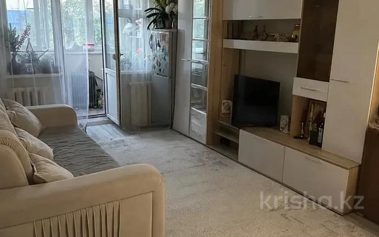 3-комнатная квартира · 60 м² · 4/4 этаж, мкр №1 за 35 млн ₸ в Алматы, Ауэзовский р-н — фото 3