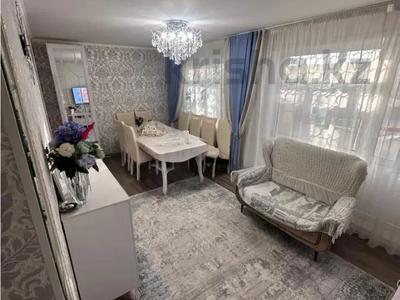 4-комнатная квартира · 79.2 м² · 1/5 этаж, мкр Юго-Восток, Муканова 32 за 26 млн ₸ в Караганде, Казыбек би р-н