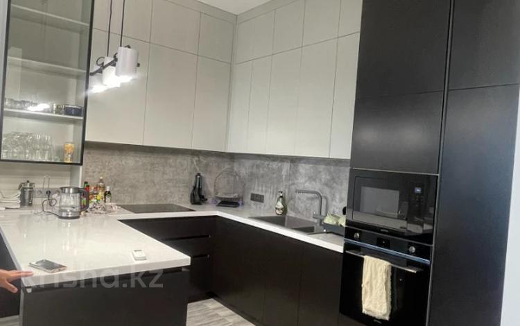 2-бөлмелі пәтер · 95 м² · 12/16 қабат, Туран 3, бағасы: 1 млн ₸ в Астане — фото 4