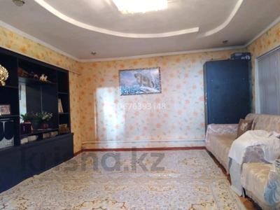 Жеке үй · 8 бөлмелер · 180 м² · 12 сот., Д.курбанов жанаталап 3/1, бағасы: 35 млн 〒 в Шымкенте, Абайский р-н